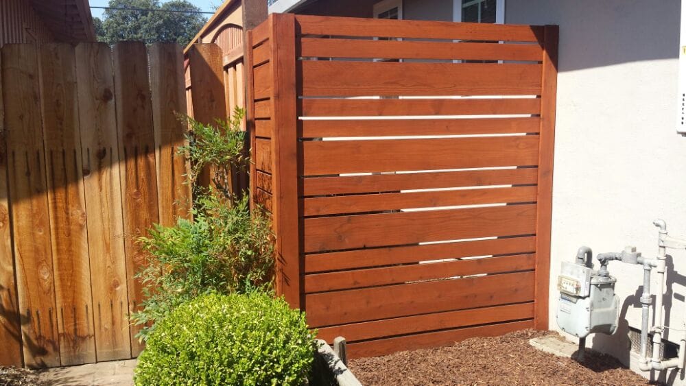 Horizontal redwood privacy fence